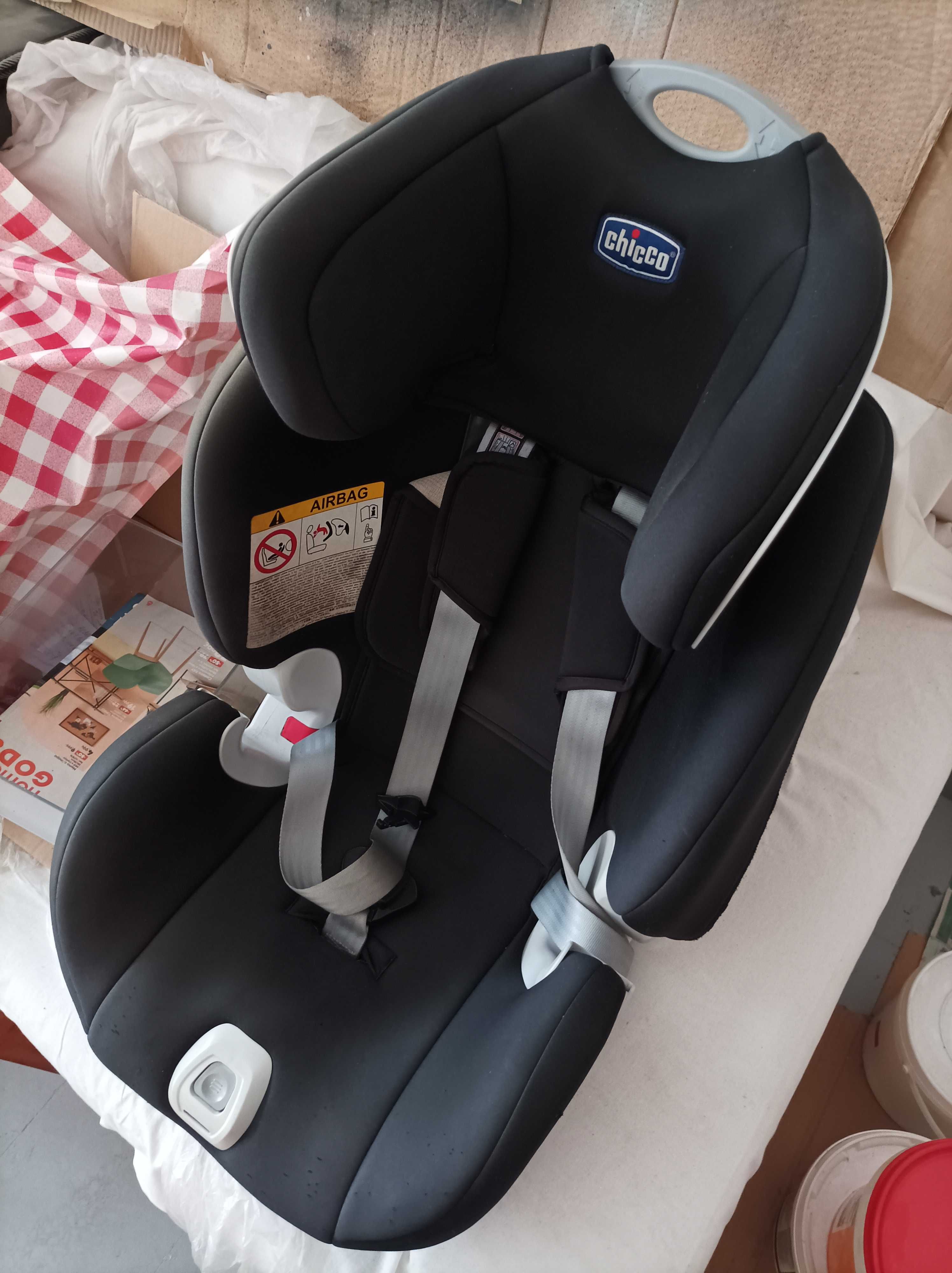 Cadeira de Criança Isofix CHICCO até 25 KGS