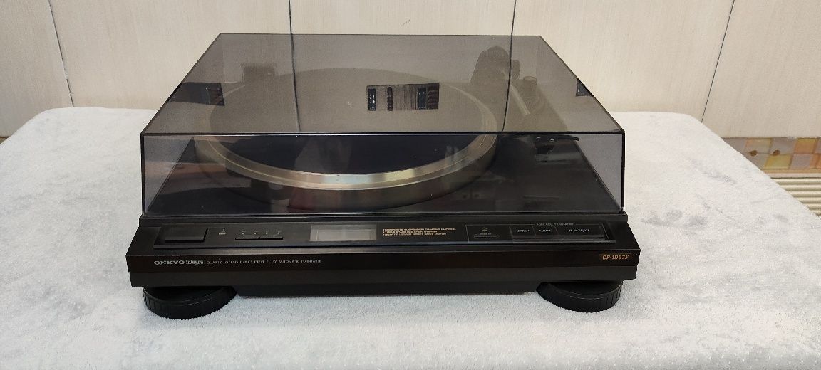 Gramofon Onkyo Integra CP 1057 F