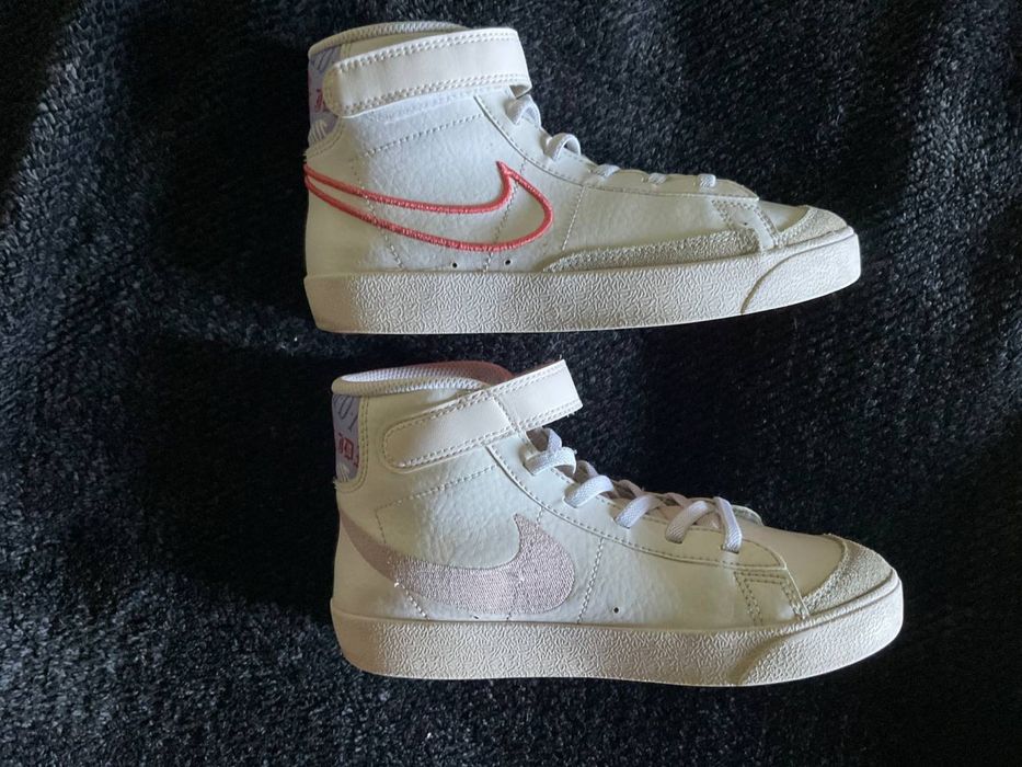 Снікерcи Blazer Mid '77 CZ1055 100 Білий nike