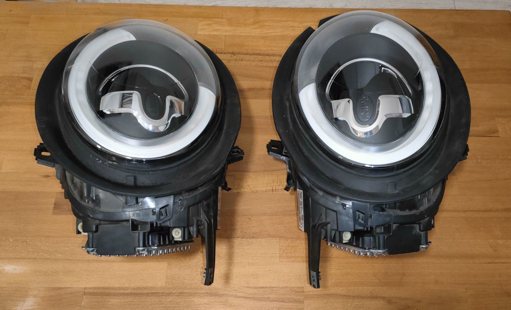 MINI Cooper F54 F55 F56 F57 Full LED Adaptive Reflektor Lampa