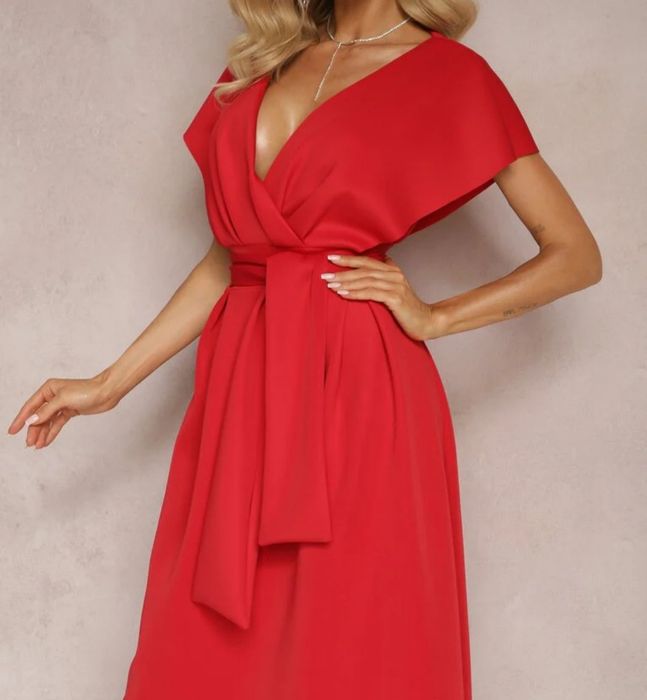 Nowa czerwona sukienka Renee r. 40 L /42