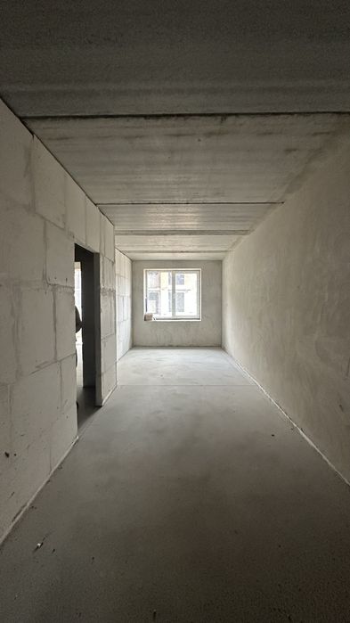 Простора квартира в центрі Гостомеля, біля парку Щасливий