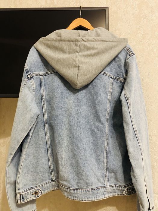 Джинсовий піджак, жіночий