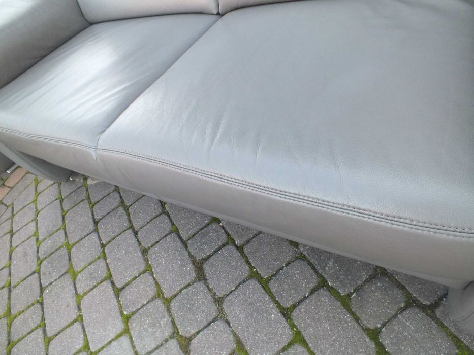 Wypoczynek skórzany firmy Musterring kolor szary.