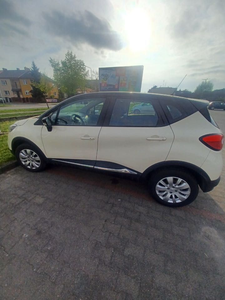 Reunalt Captur 2016r