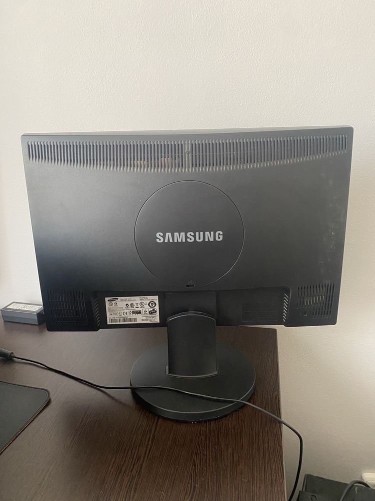 Монітор 22" Samsung 2243NW