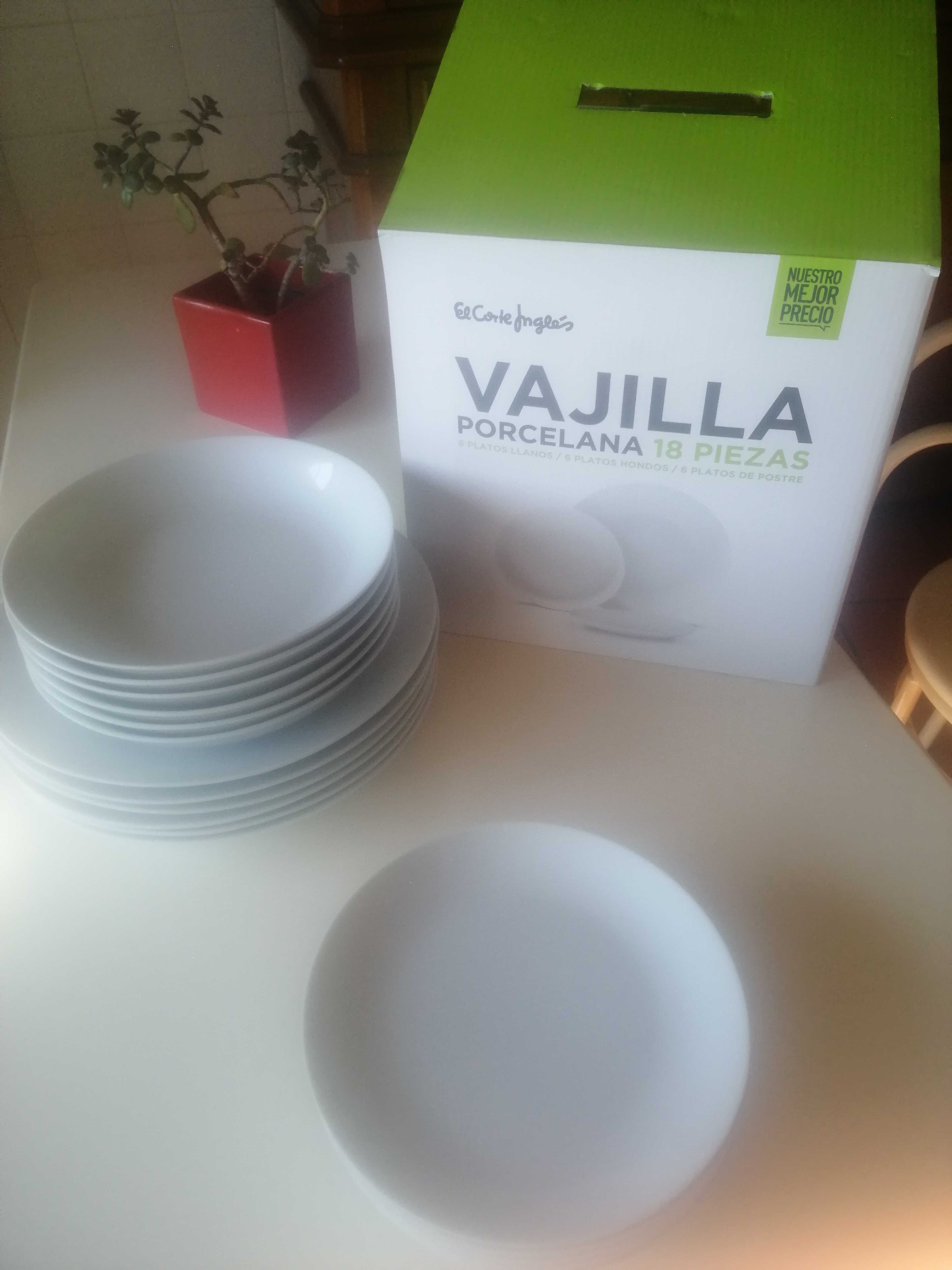 Serviço de mesa branco 18 peças