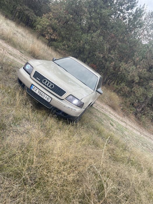 Продам ауди кватро  4.2