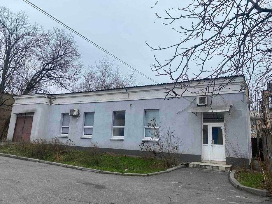 Продам отдельное здание 126м кабинетного типа Центр города
