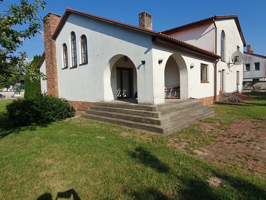 Gotowy dom z fotowoltaiką i ogrodem – Gorzyce, 433 m²