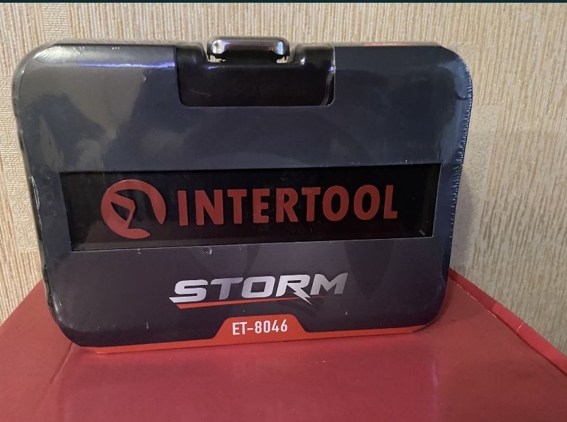 Набор инструментов 46 ед intertool storm 1/4 чемодан