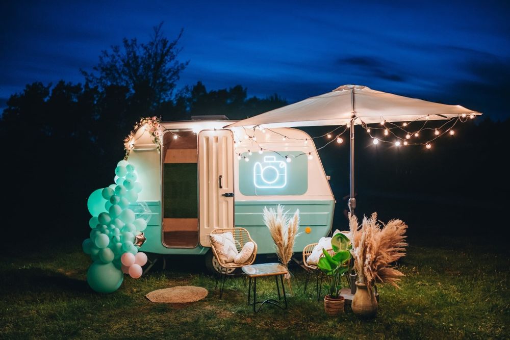 Fotobudka/fotolustro, Fotoprzyczepa ciężki dym, napis miłość pisany, n