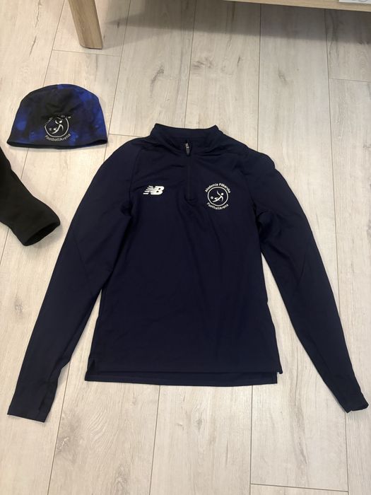 Bluza i spodnie New Balance dla młodego piłkarza