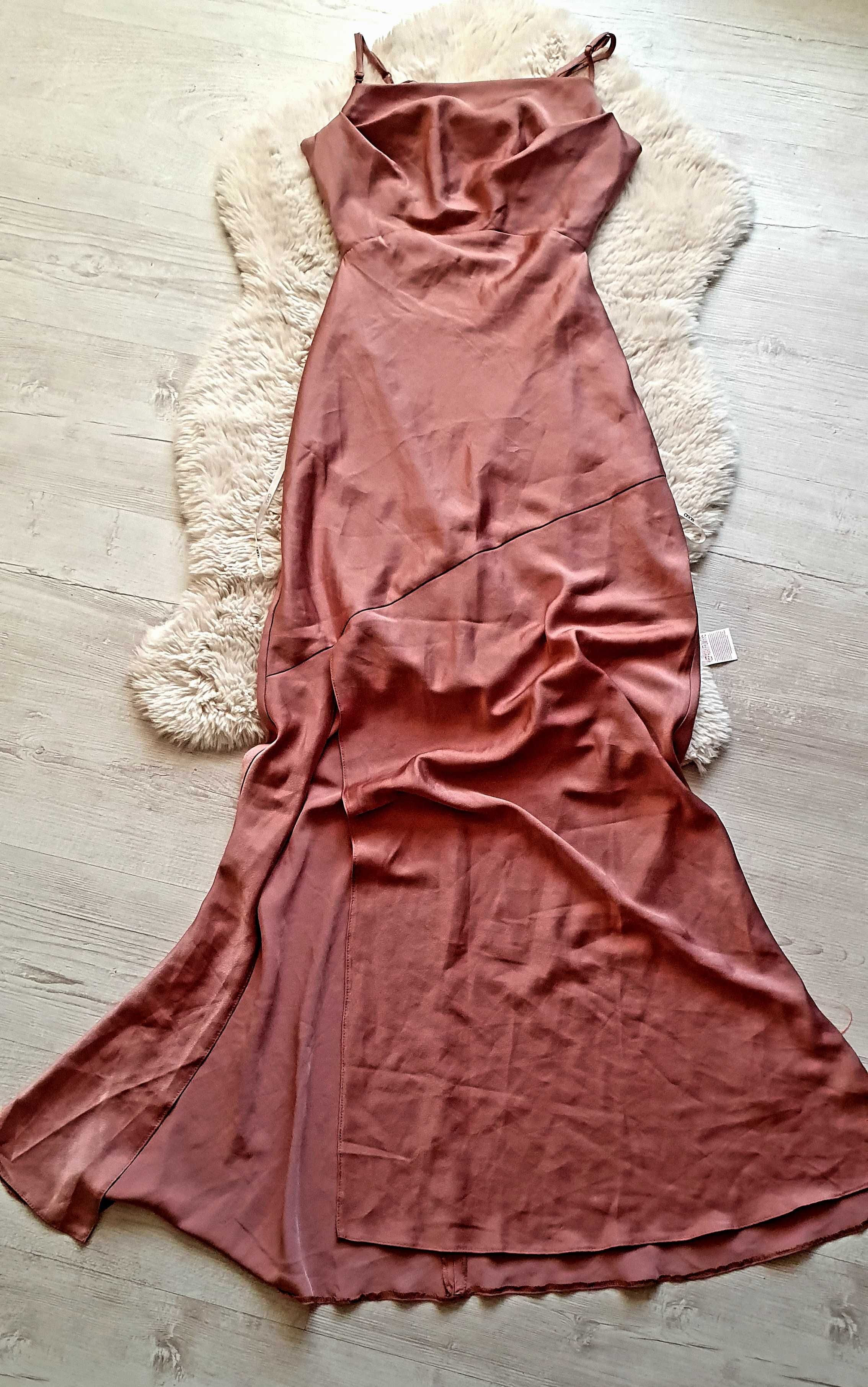 Satynowa sukienka z rozcięciem maxi z drapowanym dekoltem  M 38 ASOS
