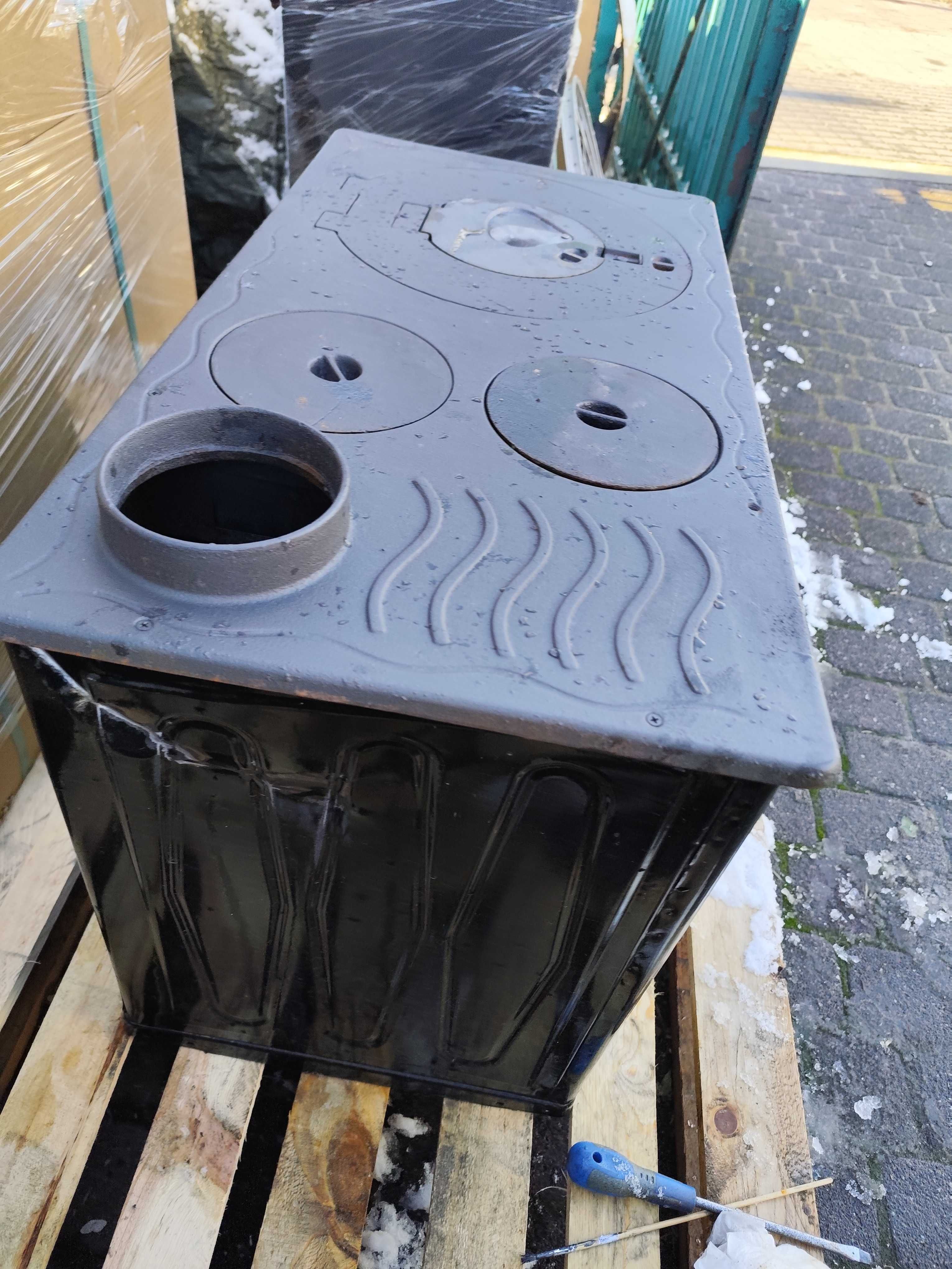 Piec Koza Kominek Kuchnia węglowa żeliwna - 3 fajerk - OUTLET