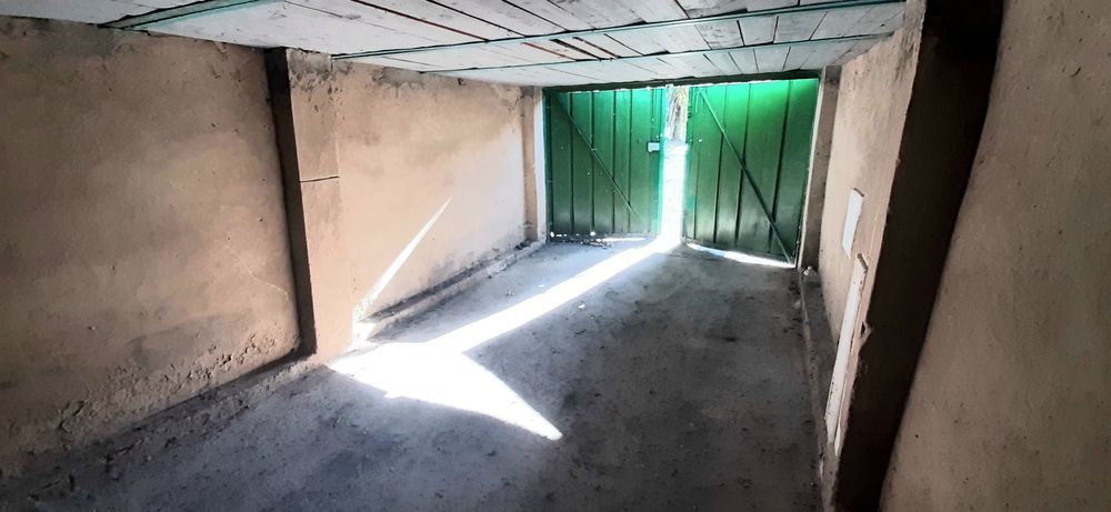 Гараж, приватизована земельна ділянка ЦЕНТР, Шевченка, магазин Ятрань