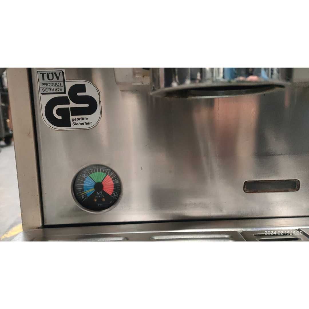 Ekspres do kawy LaCimbali M28 Select