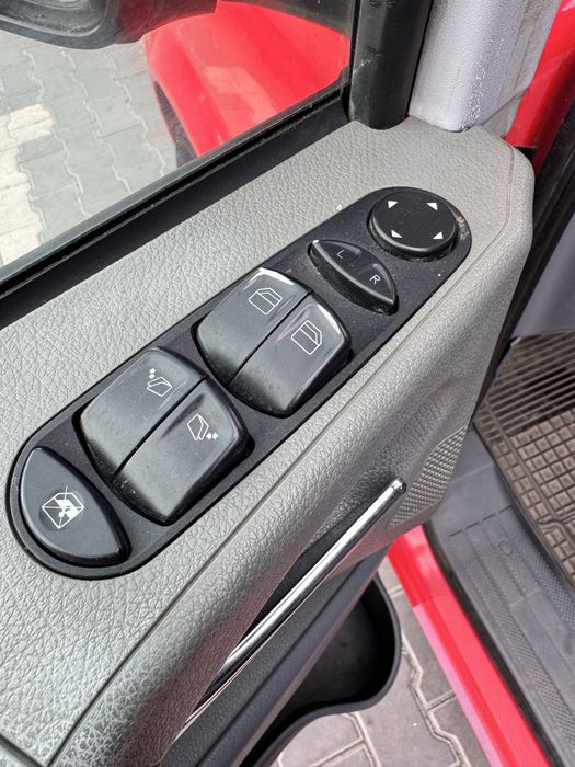 Продам Mercedes Vito Оригинальный Пассажир