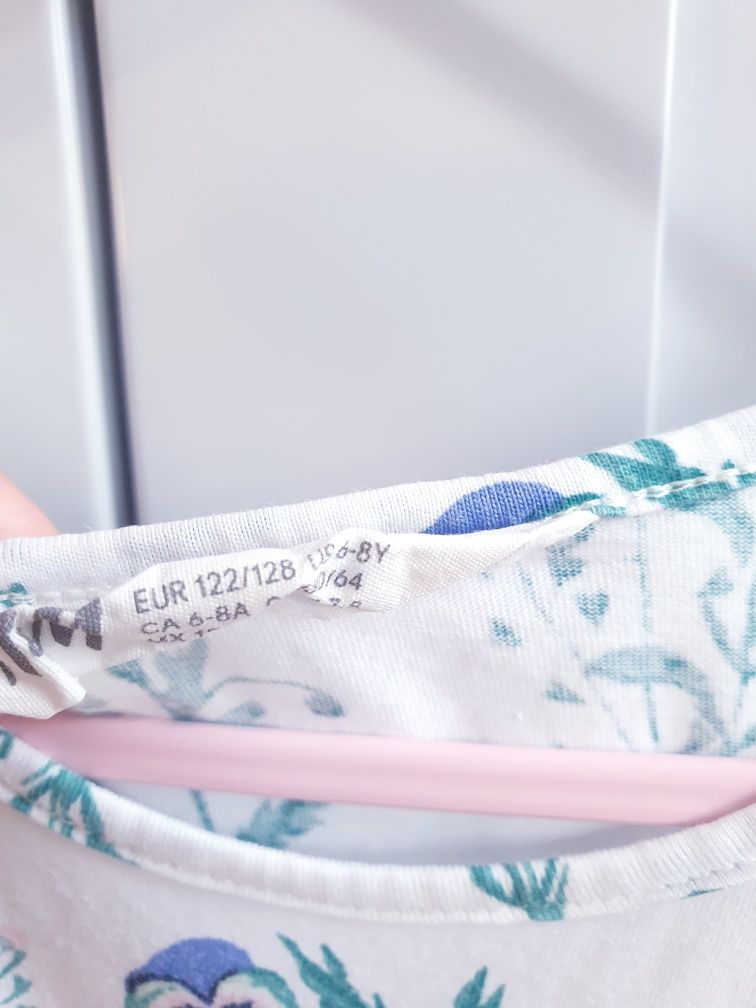 Biała sukienka w kwiatki H&M 122 128