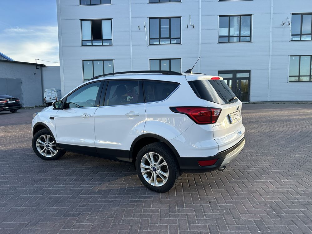 Продам FORD Escape SEL 2019 рік