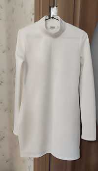 Женское базовое  платье .белое 42-44 размер