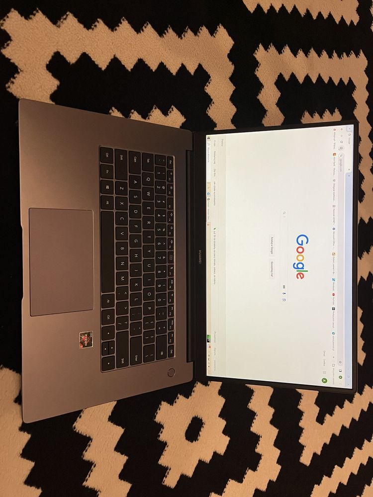 JAK NOWY Huawei D15 15,6 8/256 AMD Ryzen 5 WIN11 Office
