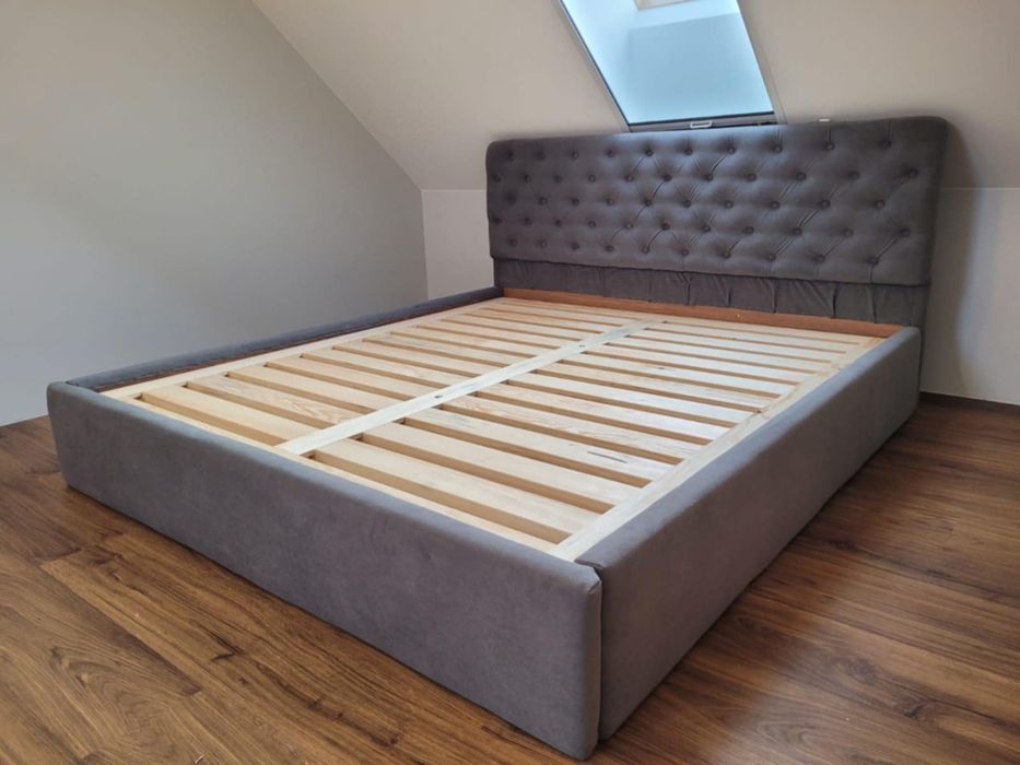 Tapicer renowacja mebli wymiana obić usługi tapicerskie