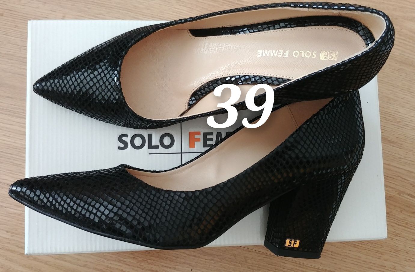 SOLO FEMME czółenka 39