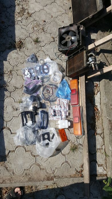 Продам задні фонарі ВАЗ 21011