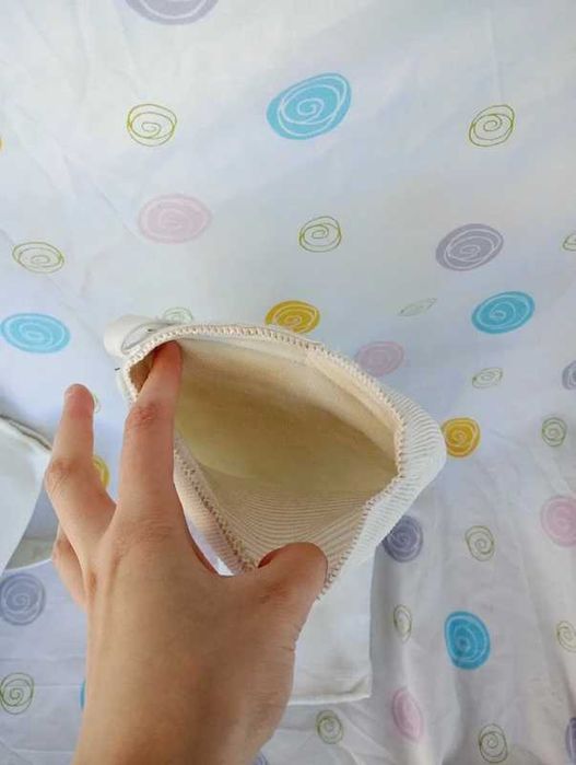 Joelheiras / caneleiras brancas da kohler