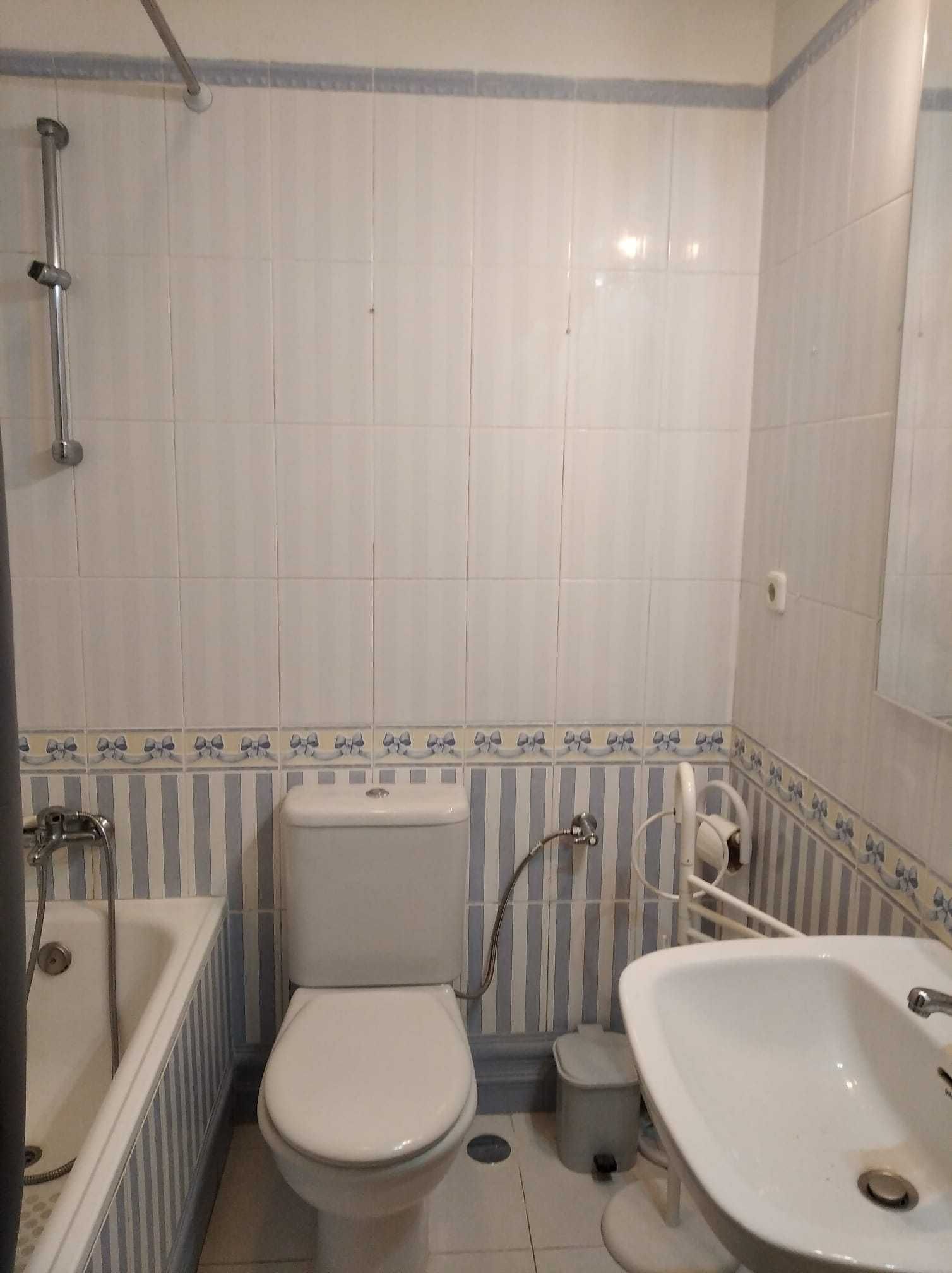 Aluga-se quarto rapariga estudante ou trabalhadora