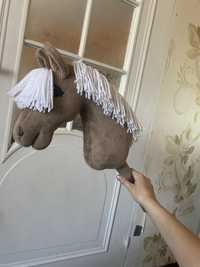 Bezowy hobby horse