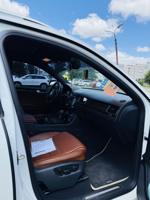 Продаж особистого автомобіля.