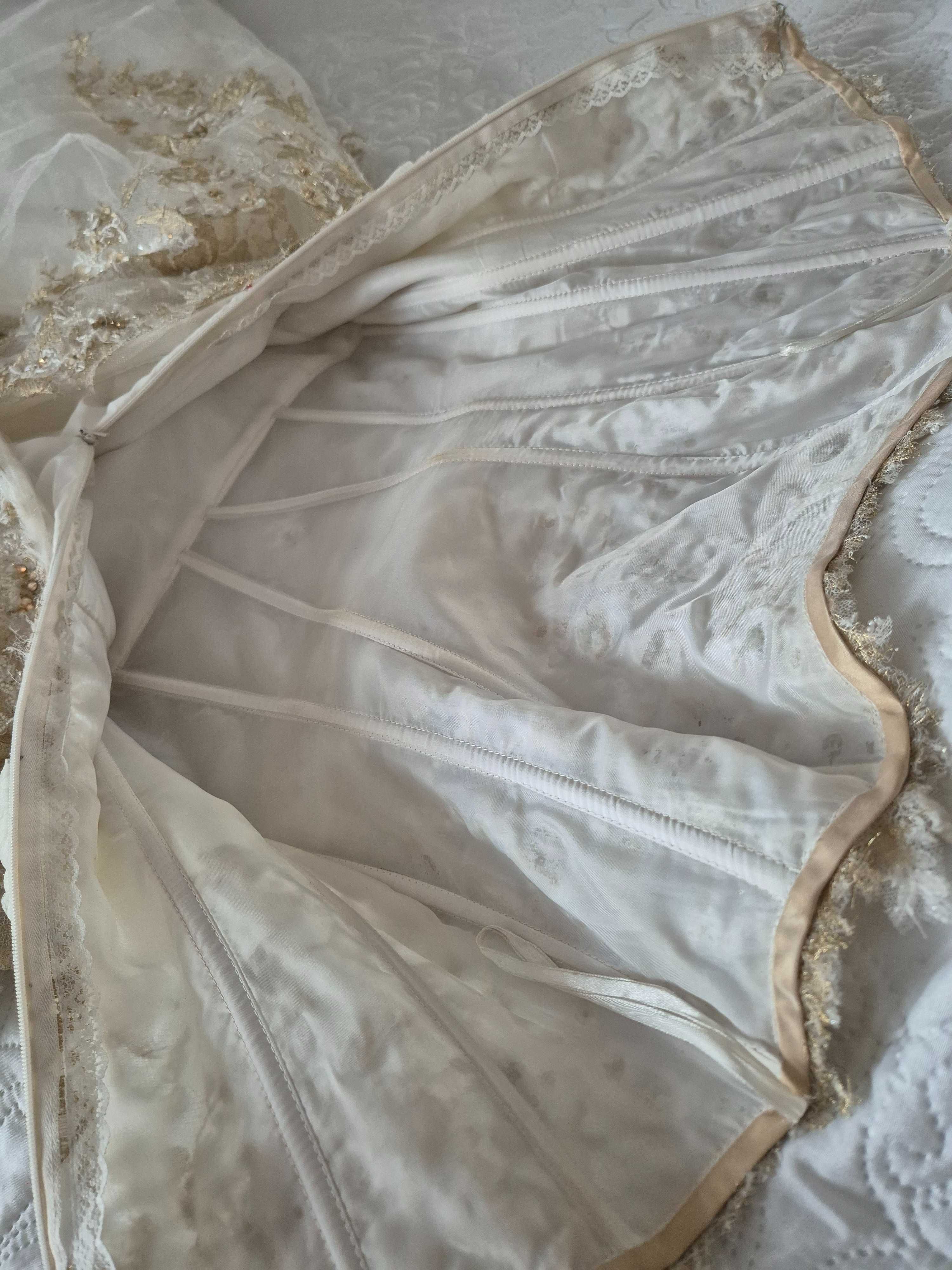 Unikalna suknia ślubna z koronką, kamieniami Swarovski, vintage, ecri