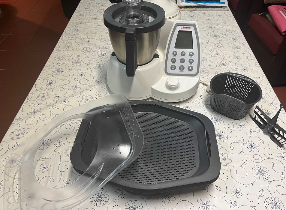 Yämmi 1 – Robot de Cozinha Multifuncional em Excelente Estado!