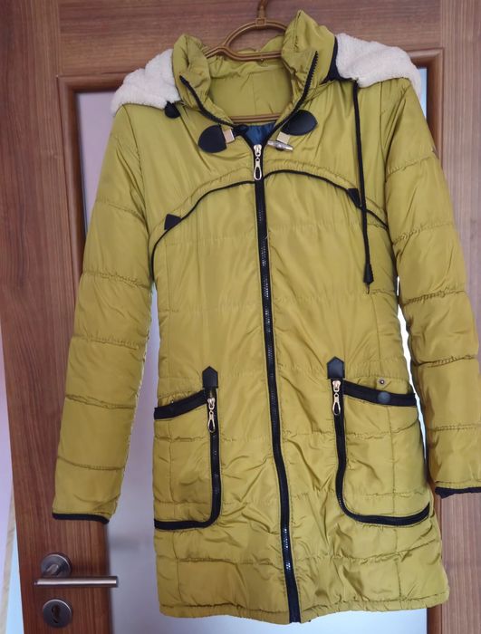 Куртки жіночі б/у