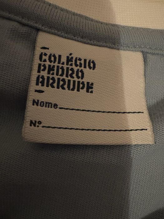 T-shirts novas e calção Colégio Pedro Arrupe