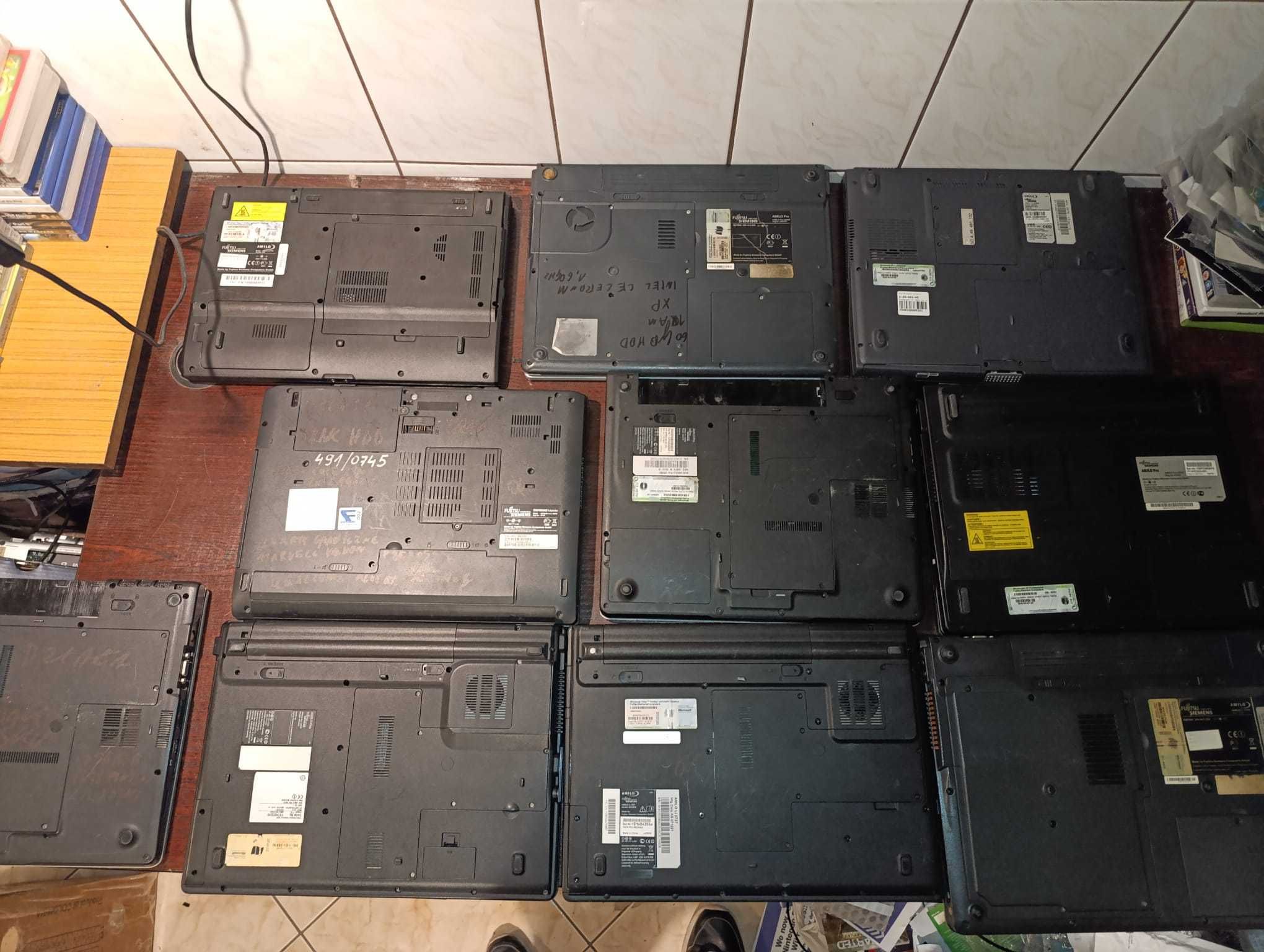 Laptopy Serii Fujitsu Siemens 10 sztuk sprawne