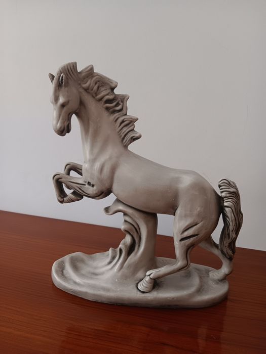 Estatueta cavalo