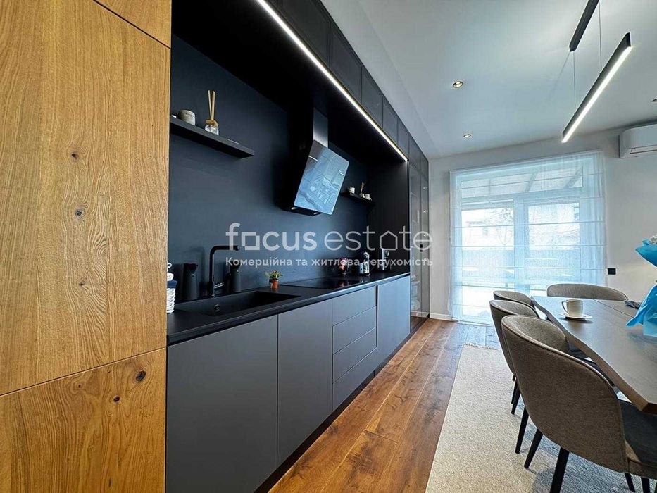 Без комісіЇ. Чайка. Продаж будинку з дизайнерським ремонтом.