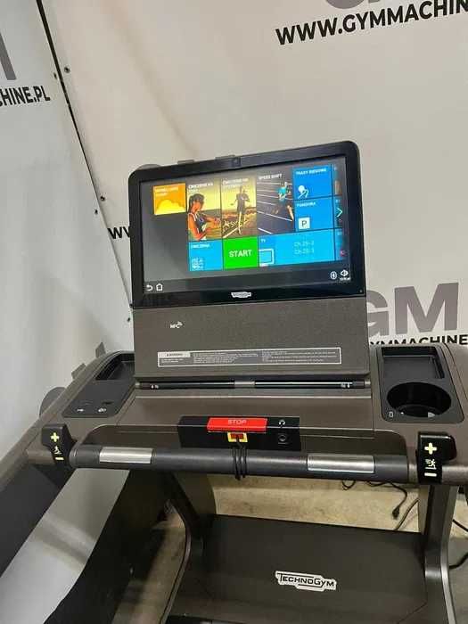 Bieżnia Technogym Run Artis 2.0 UNITY 3