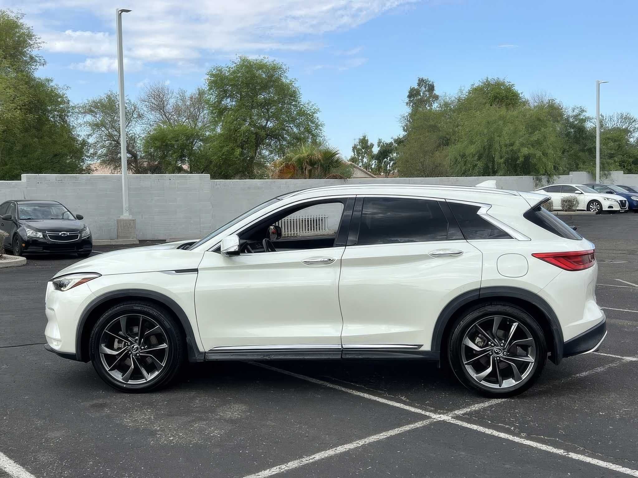 2019 INFINITI QX50 Essential