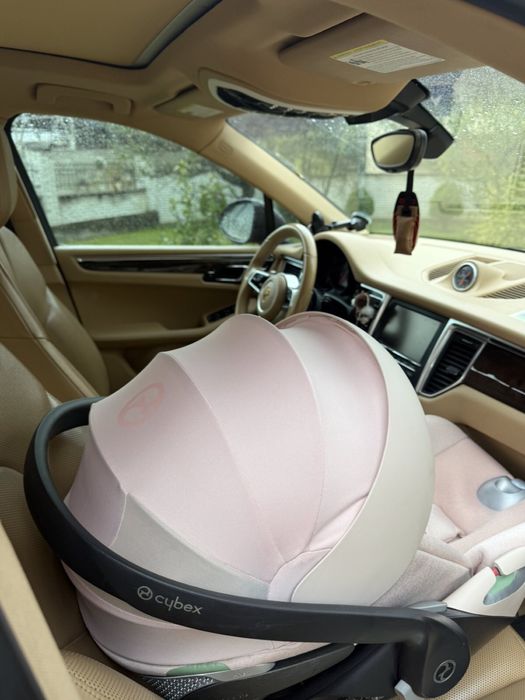 Автокрісло Cybex Cloud T Pech Pink рожеве автокресло авто кресло