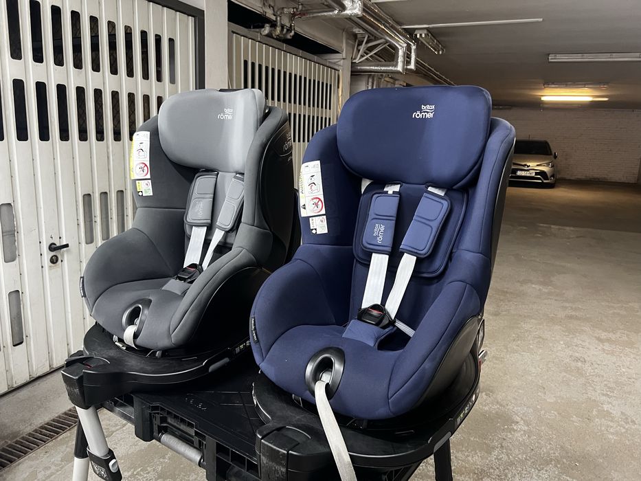 Fotelik obrotowy z bazą isofix Romer Britax Dualfix M iSize