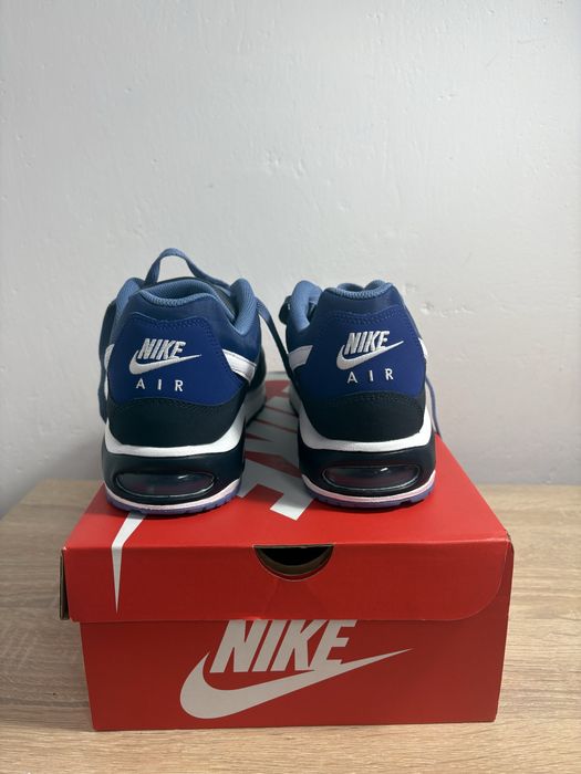 Nike Air max command