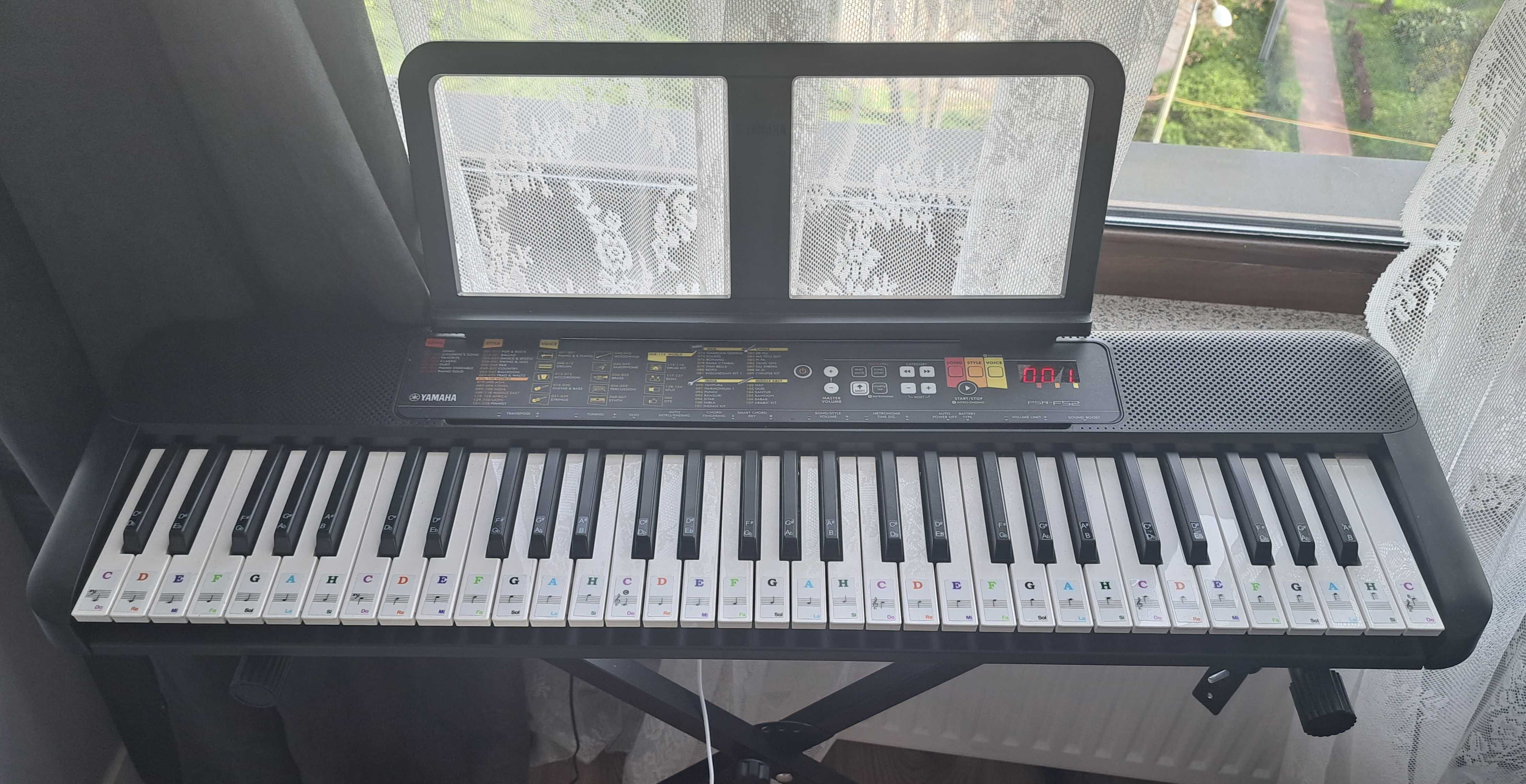 Keyboard YAMAHA PSR-F52