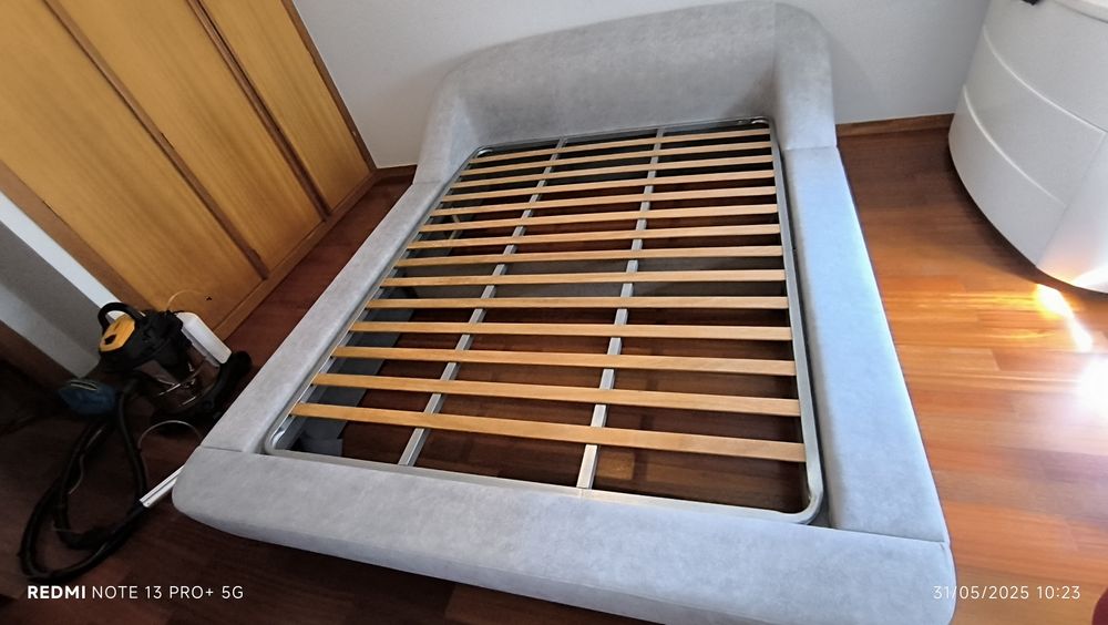 Cama de 1.90 por 1.60