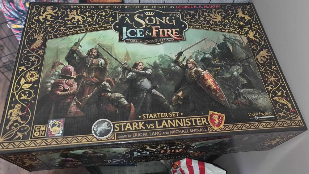 A Song of Ice and Fire Stark vs Lannister Starter Set