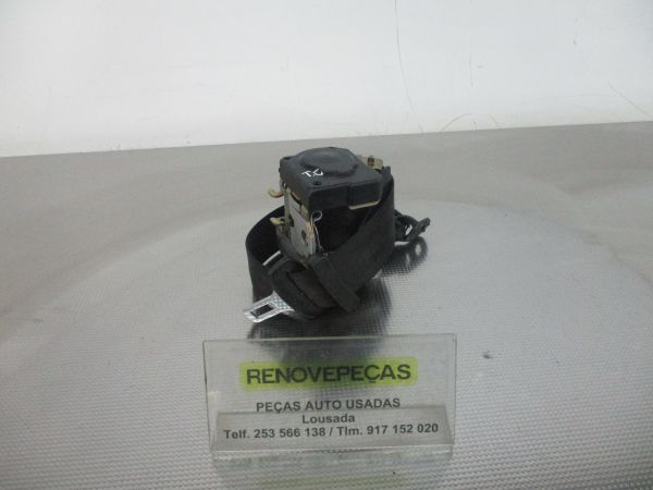 Cinto trás esquerdo VOLKSWAGEN Passat (3B3)