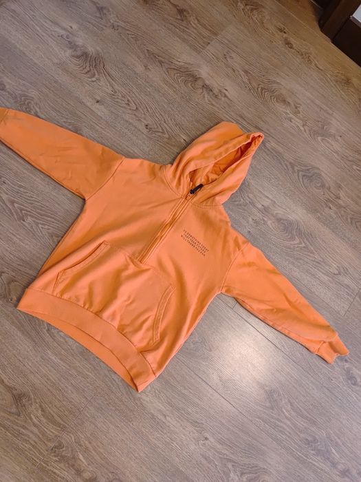 Bluza z kapturem 140